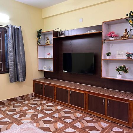 Dwaraka Home Stay Tirupati Kültér fotó