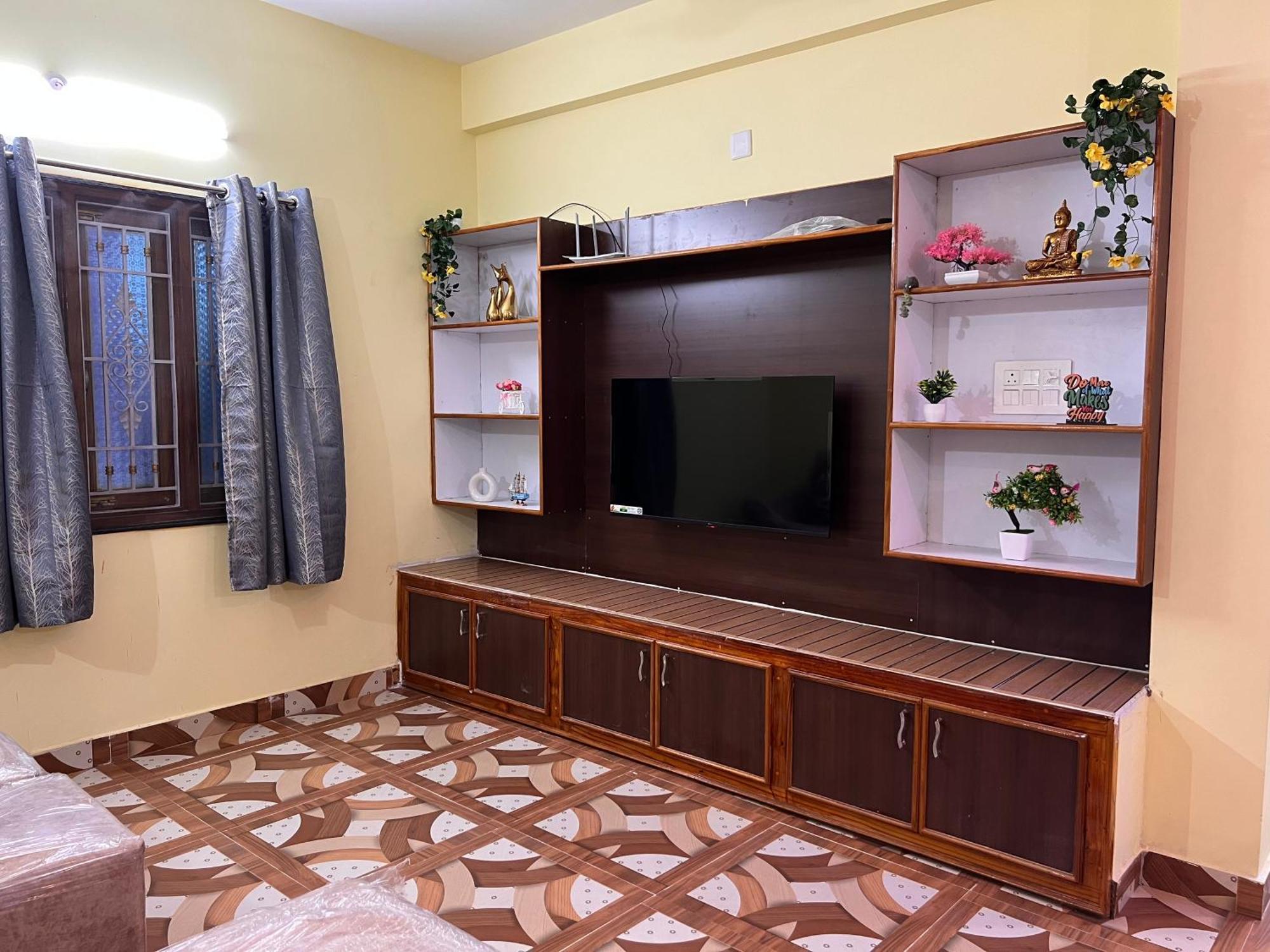 Dwaraka Home Stay Tirupati Kültér fotó